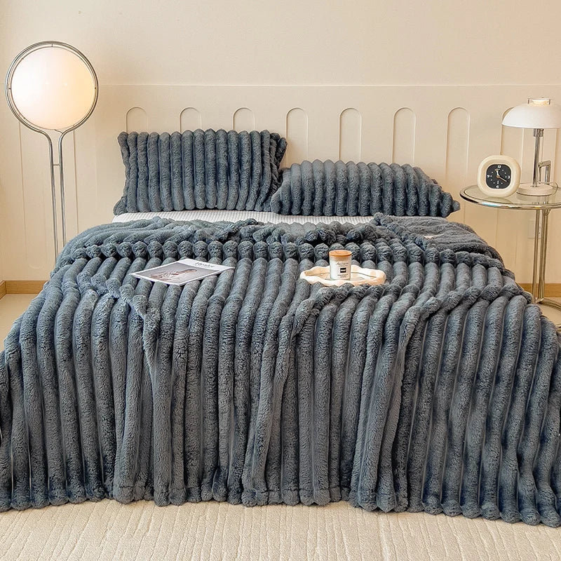 Solid Thickened Blanket