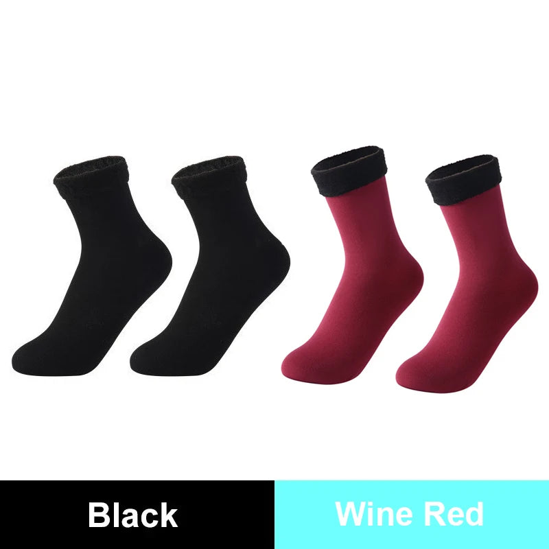 Cold feet? The High-Performance Thermal Knee-High Socks