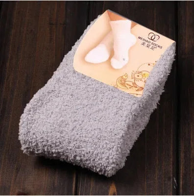 QinyeThree Sweet Animal Embroidery Thermal Socks