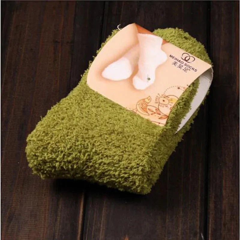 QinyeThree Sweet Animal Embroidery Thermal Socks