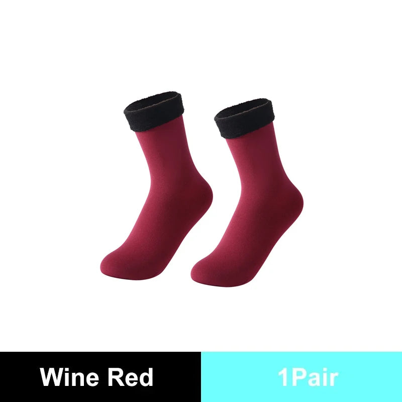 Cold feet? The High-Performance Thermal Knee-High Socks